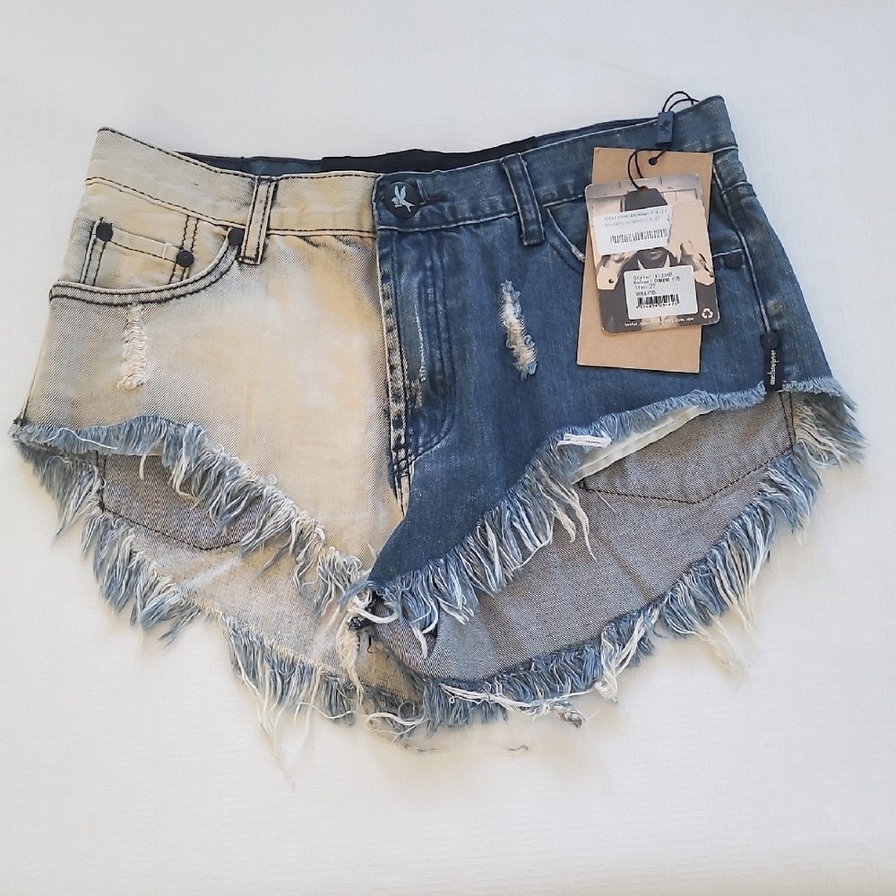 Two-Tone Distressed Denim Shorts Rollers One Teaspoon